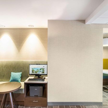 Hampton Inn & Suites Houghton Ngoại thất bức ảnh